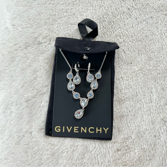 Holiday Gift 🎁! NIB Givenchy Gold Crystal Halo Necklace Earrings 2-1 Set Blue - Picture 4 of 4